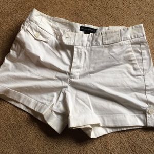 white shorts from Banana Republic