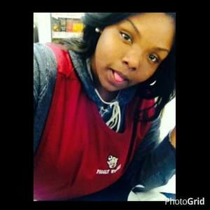 Meet your Posher, Nae