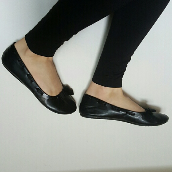 Cute black flats