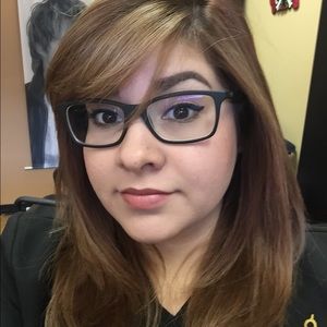 Meet your Posher, Maria