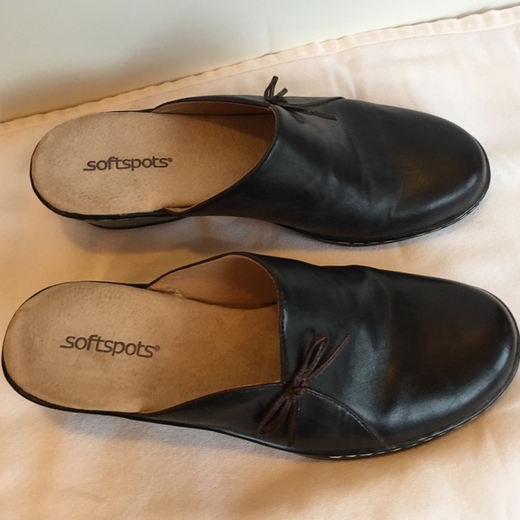 Black clogs