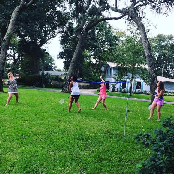 Meet your Posher, Robin