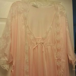 Night gown and robe