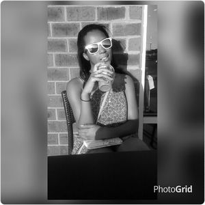 Meet your Posher, Briana