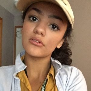 Meet your Posher, Marissa