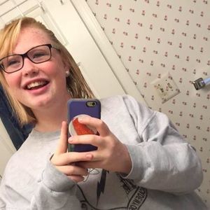 Meet your Posher, Briana