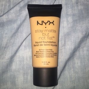 Nyx stay matte but not flat foundation