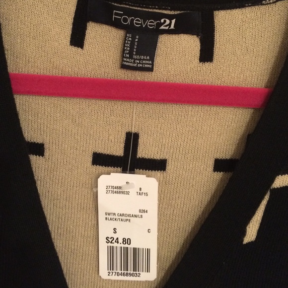 Sweater - Picture 2 of 4