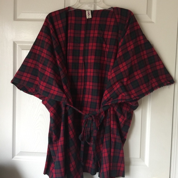 Plaid Poncho / Kimono 🔺NWOT🔻