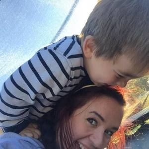 Meet your Posher, Amanda