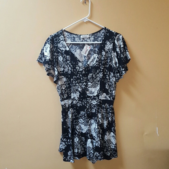 ANGL V-neck Romper