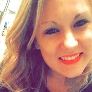 Meet your Posher, Brittney