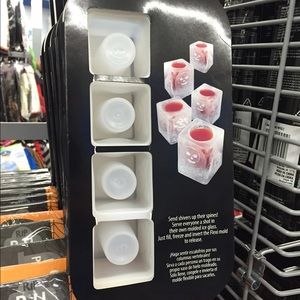 Meet your Posher, Drake