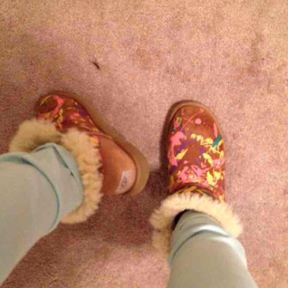 AUTHENTIC UGGS