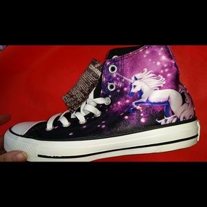 Size 8 (women's) unicorn converse