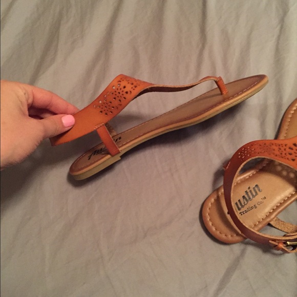 Sandals! Too big never worn! - Picture 2 of 2