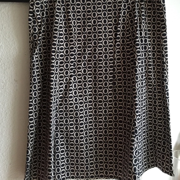 Geo A line skirt