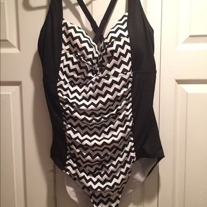 👙Torrid bathing suit👙