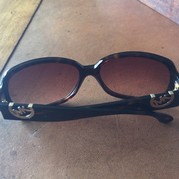 Michael Kors Sunglasses - Picture 2 of 3