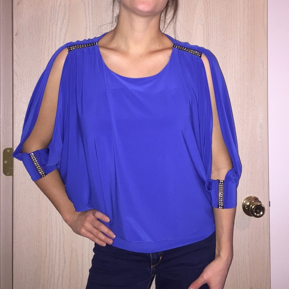 Blue diamond top