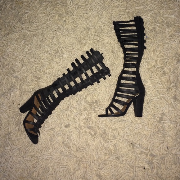 Brand New Micheal Antonio gladiator boots