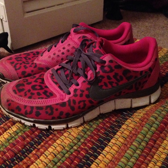 Nike cheetah print running shoes