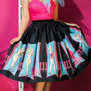 Pinup Couture Jenny Skirt in Burlesque print