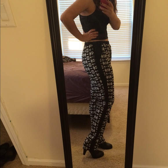 Aztec pants - Picture 3 of 3