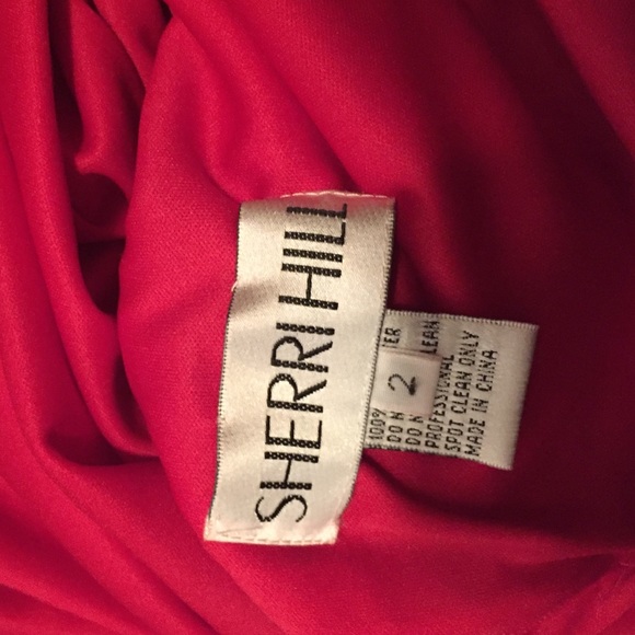 Ferrari Red Prom dress - Picture 4 of 4