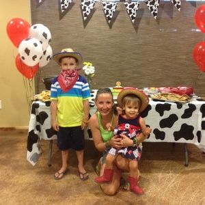 Meet your Posher, Emily