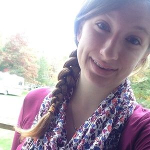 Meet your Posher, Emily