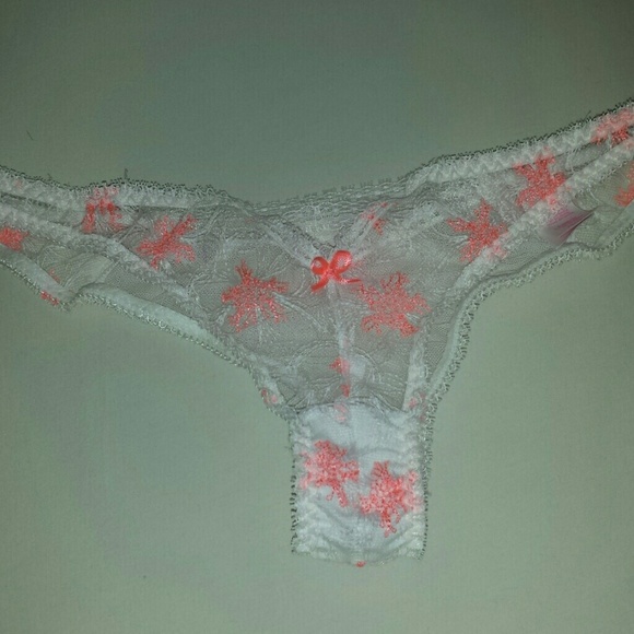Never worn vs undies