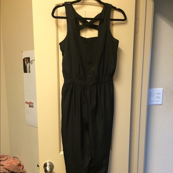 BCBGENERATION Romper worn only once Size Xsmall