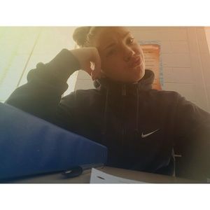 Meet your Posher, Celia