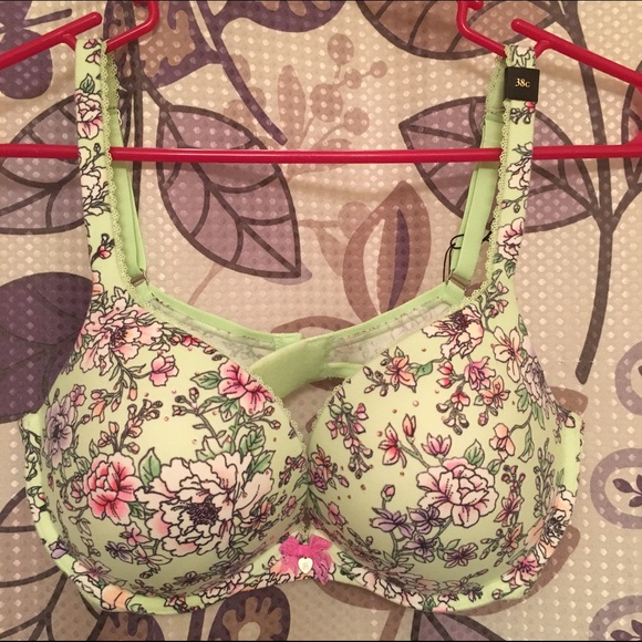 🎃HALLOWEEN SALE✨VS Body by Victoria 38C