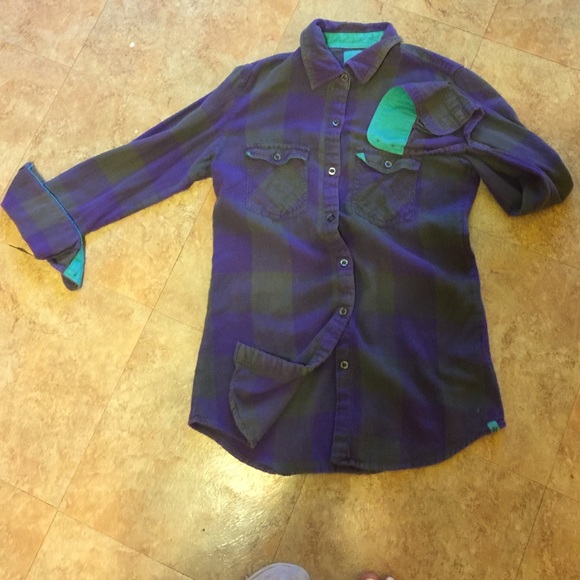 🎉FINAL PRICE! Nollie Button down