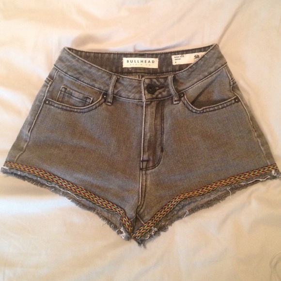 Pacsun Bullhead high waisted shorts