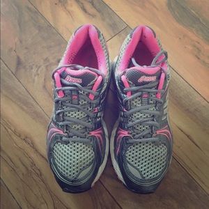 Asics Gel Kayano 18 Size 7.5