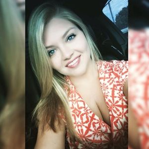 Meet your Posher, Caroline