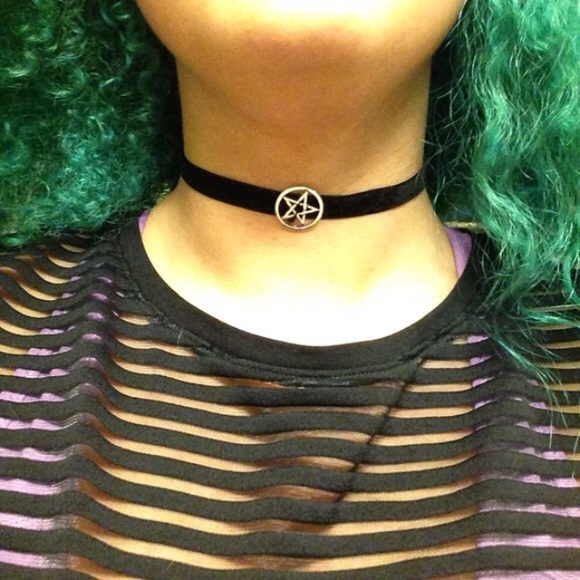 Pentagram choker