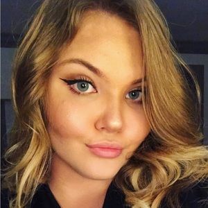 Meet your Posher, Bailey