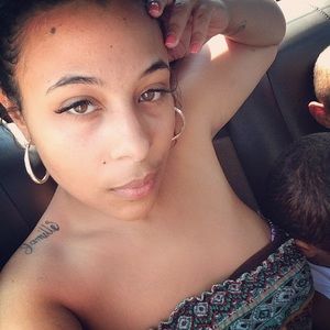 Meet your Posher, Jasmine