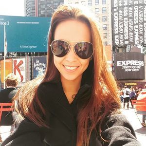 Meet your Posher, Annie