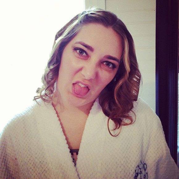 Meet your Posher, Amber - Picture 1 of 1