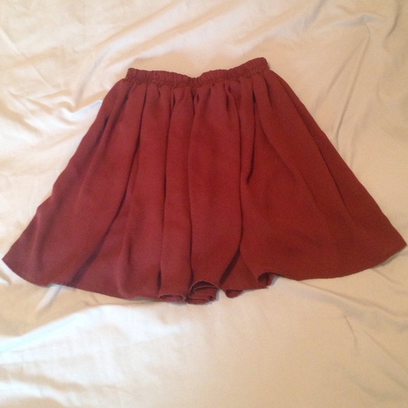 Brandy Melville skirt