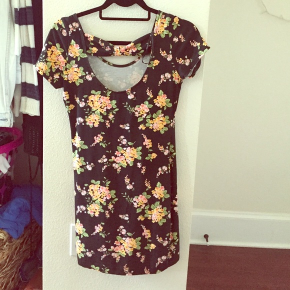 Forever 21 floral body con dress