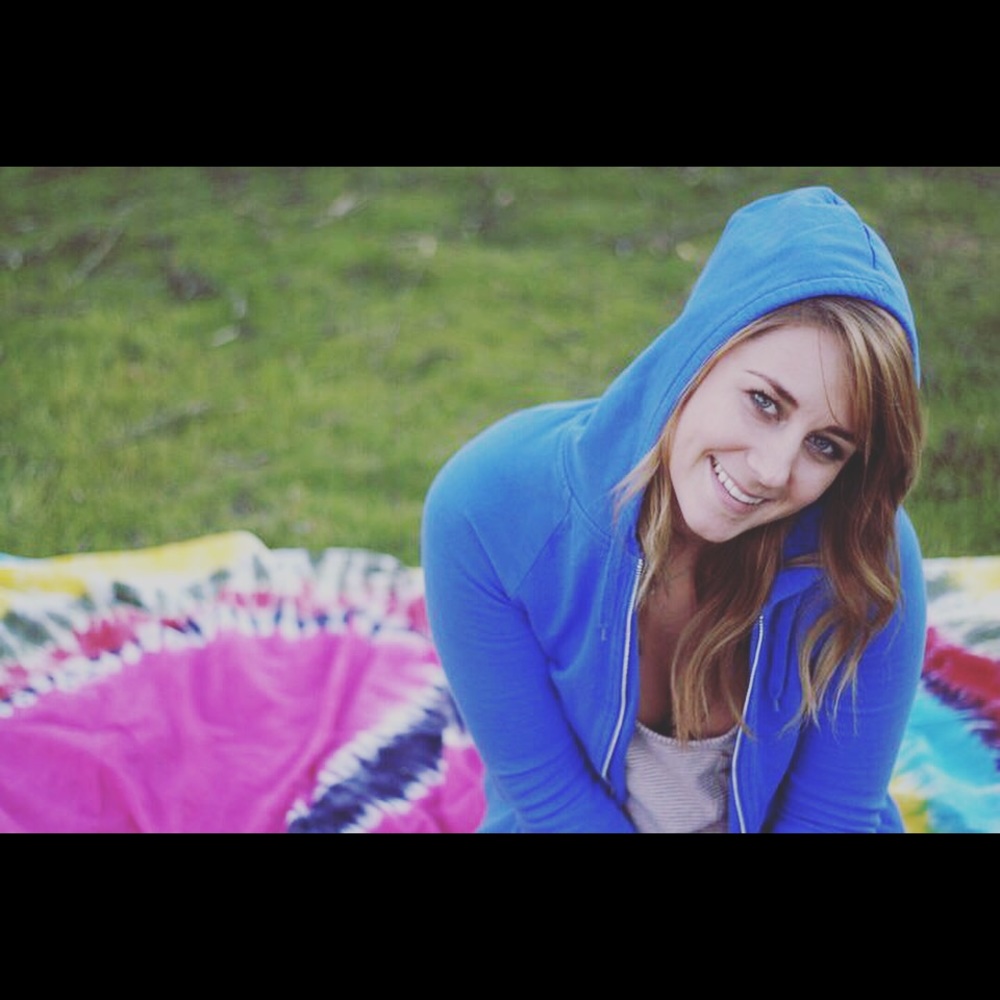 Meet your Posh Ambassador, Kathrine!! 🌻🌷