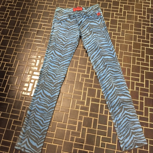 Skinny tiger print blue jeans
