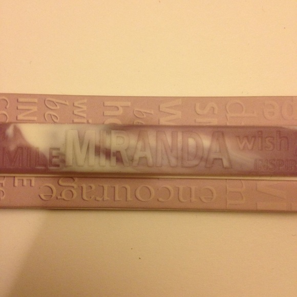 Miranda Nameband