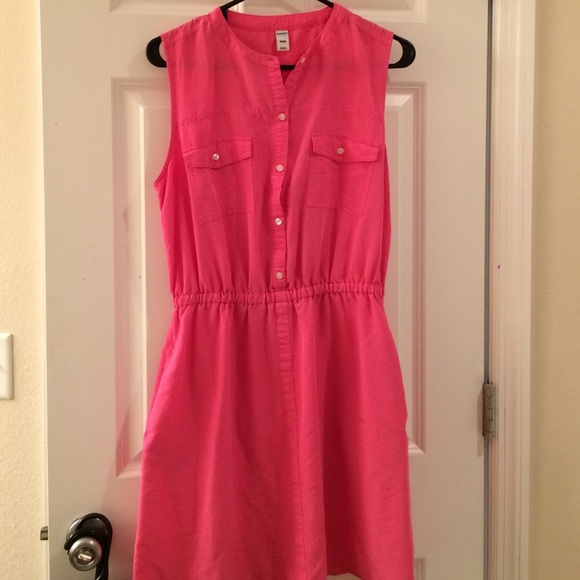 Pink sleeveless dress
